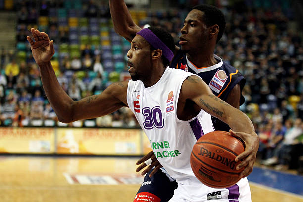 某场对阵塞 某场对阵塞