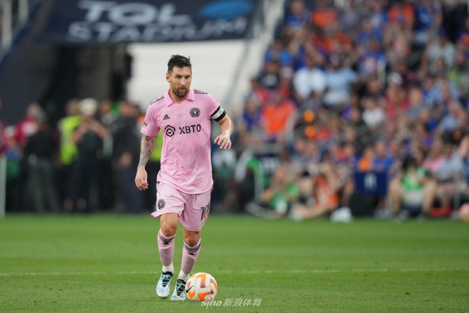 俱乐部在争 俱乐部在争